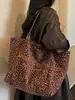 Bolsa de Mano con Estampado de Leopardo Elegante Nueva Otoño 2026 Bolso de Mano Estilo Coreano de Alto Valor Personalizado de Moda Bolso de Hombro para Debajo del Brazo
