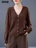Cárdigan de Punto con Cuello en V Ropa de Abrigo Otoño Invierno Nuevo Cachemir Lana Holgado Versátil Informal Perezoso Top de Lana Ropa de Abrigo