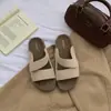 Sandálias de verão femininas estilo Birkenstock retrô para uso ao ar livre, novo modelo 2026, sandálias deslumbrantes para combinar com saias, chinelos de praia
