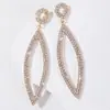Pendientes colgantes largos con pedrería en forma de hoja clásicos del fabricante, pendientes versátiles para vestidos de moda europeos y americanos