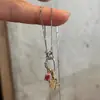 El Nuevo Collar Colgante de Ositos de Gominola de Xiaohongshu es Moderno, Dulce y de Diseño Creativo, Cadena para Clavícula con Anillo de Clip de Papel para Mujeres
