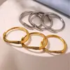 Anillo de onda de diamante de color de rueda de la fortuna fila simple de taladro tamaño ajustable acero de titanio PVD chapado en oro al vacío anillo joyería