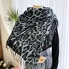 Novo Outono e Inverno Estampa de Leopardo Aconchegante Quente Moda Diária Europeia Americana Coreana Lenço de Borla Imitação Cashmere Lenço Echarpe
