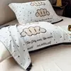 Toalla de Almohada de Gasa de Algodón Puro de Cuatro Capas Clase A, un Par de Toallas de Almohada de Dibujos Animados, Anti-Aceite, Nuevos Estilos de Protectores de Almohada para Todas las Estaciones