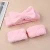 Conjunto de Lavagem Facial Absorvente de Fleece de Coral de Três Peças com Faixa de Cabeça e Pulseiras para Ferramentas de Skincare Feminino e Gadget de Lavagem Facial