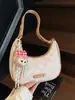 Bolso Pequeño Cuadros Forma de Media Luna para Mujer 2026 Nueva Moda Versátil Bolso de Mano para Viajes Cotidianos Bolso de Hombro Bolso de Luna Nueva de Nicho