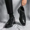 Zapatos de Cuero para Hombre, Estilo Coreano, Modernos Británicos de Punta Fina con Cordones, Zapatos de Boda, Calzado Formal de Negocios, Versátiles Zapatos Casuales de Primavera con Aumento de Altura Oculto