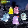 Nuevo producto transfronterizo: figura creativa de ángel fantasma que brilla en la oscuridad, accesorios de decoración DIY, paisaje en miniatura, pequeños adornos de Halloween