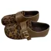 Sapatos Birkenstock Versáteis Confortáveis Estilo Retrô com Dedos Separados para Mulheres Coleção Outono/Inverno 2026 Estampa de Leopardo Veludo Adicionado Quentes Casuais Leves Mocassins