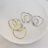 Pendientes de Clip Redondos Irregulares Retorcidos Geométricos Minimalistas con Diseño Único, Accesorios de Oreja Versátiles de Moda para el Día a Día