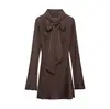 Moda Feminina Nova Primavera 2026 Design Único Versátil Slim Fit Vestido Casual em Cor Sólida com um Look Elegante