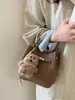 Bolsas de Mano de Diseño de Nicho de Moda de Este Año, Bolsos Cubo de Mano Cruzados Casuales de Moda Otoño e Invierno 2026