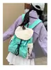 Bolso bandolera de diseño de almacenamiento en capas de color contrastante de tono tierra y tono frío, modelo para parejas, adecuado para ir al trabajo y acampar, bolso de hombro multipropósito