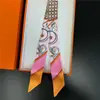 Bufanda de corbata estampada delgada de nuevo estilo para mujer, bufanda larga estrecha de seda estilo coreano para combinar con camisas, accesorio envolvente de moda
