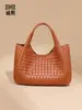 Bolsa de Mão de Luxo Europeia e Americana de Nicho com Design Original, Bolsa Feminina Tecida, Grande Capacidade, Versátil para o Dia a Dia, Bolsa Tote Mãe e Filha