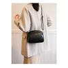 Bolsa de sela de comércio exterior 2025 nova moda bolsa de mãe de meia-idade bolsa de ombro mensageiro feminina moda popular que combina com tudo bolsa para celular