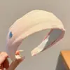 Accesorios para la Cabeza Diadema Celebridad de Internet Pinza para el Cabello Pasador Mayorista de Pequeños Artículos de Yiwu Pendientes Pendientes de Botón Gomas para el Cabello Fuente de Artículos de Puesto Callejero