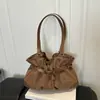 Bolsa de lunares esmerilados con viento suave 2026 bolso tote plisado superficie suave gran capacidad bolso de hombro para estudiante trabajador para mujer