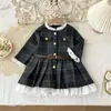 Nuevo Vestido de Cuadros Estilo Coreano para Niñas con Mangas de Encaje para Otoño, Vestido de Princesa a la Moda para Niños Pequeños