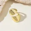 Presilhas de Orelha Não Perfuradas Transfronteiriças para Mulheres, Presilhas de Orelha Geométricas Doces-Cool Metalizadas Pregueadas, Joias de Presilha de Orelha de Nicho Europeu e Americano, Manoplas de Orelha