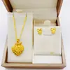 Suministro en Vivo de Productos Nuevos, Colgante de Fresa Amor Hueco, Set Sencillo de Colgante de Aretes de Fresa para Mujer, Venta al por Mayor de Joyería