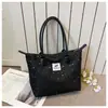 Bolsa de Lona Nueva y Linda de Dibujos Animados para Mujer, Bolso de Hombro de Gran Capacidad para Viajes Diarios con Patrón de Estrellas, Bolso de Mano Versátil y de Moda para Mujer