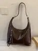 Bolsa Cruzada de Lujo Accesible de Nicho de Gama Alta, Estilo Nuevo Otoño e Invierno 2025, para Mujer, Compartimento Único, Versátil, Gran Capacidad, Tote, Bolso de Axila