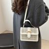 Bolsa quadrada pequena texturizada de cor sólida simples estilo coreano bolsa feminina 2024 outono nova bolsa transversal de estilo ocidental da moda distinta