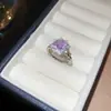 Anillo Abierto Geométrico Redondo Rombo Flor de Circonita Super Brillante, Anillo de Dedo Índice Moderno y Versátil, Anillo de Lujo Ligero y Sensación de Alta Gama