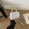 Comércio Exterior Bolinhas Estilo Coreano Artístico Para Ir ao Trabalho Estiloso Leve Luxo 2026 Simples Moda Transversal De Mão Ombro Único Pequena Quadrada Bolsa Feminina