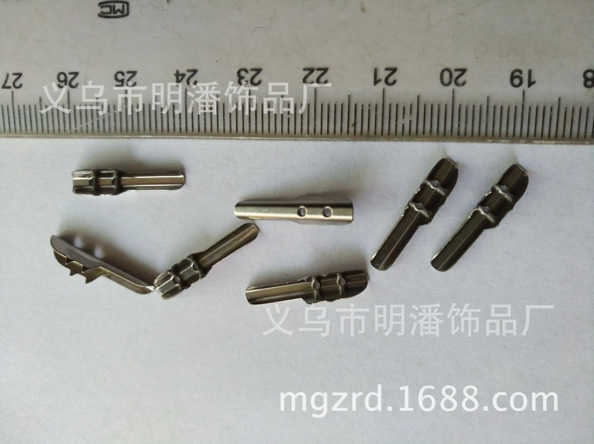 两点新齿扣