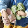 Pantuflas de Lino de Dibujos Animados para Mujer, Pantuflas de Verano para el Hogar en Pareja, Algodón y Lino Antideslizantes de Tacón Alto Silenciosas al por Mayor Estilo Coreano Moderno