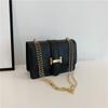 Bolsa Bolsa de Ombro Feminina Padrão Pedra Transversal Bolsa Feminina 2025 Primavera Nova Em Relevo Cor Sólida Bolsa Quadrada Pequena Atacado Transfronteiriço