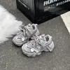 Otoño/Invierno 2026 Nuevos Zapatos Casuales Tipo Papá para Niñas Zapatillas de Correr a la Moda Zapatos para Niños Zapatos Deportivos de Suela Blanda con Felpa