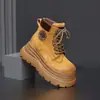 Botas Femininas Estilo Martin 2026, novo modelo estiloso, que aumenta a altura, com sola grossa, botinhas curtas retrô, versáteis e na moda, populares botas amarelas