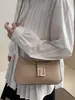 Bolso de Hombro Minimalista Estilo Francés, Bolso tipo Baguette para Mujer, Nuevo Bolso de Mano Versátil de Moda Transfronteriza con Textura, Bolso de Hombro y Cruzado