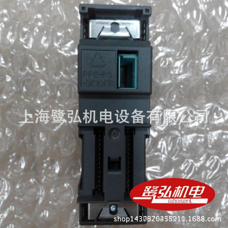 2597028190_125040157