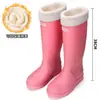 Las botas de lluvia de caña alta son impermeables y antideslizantes, adecuadas para parejas, cómodas para viajar, modernas y a la moda, duraderas para el uso diario, actividades al aire libre y búsqueda de tesoros en la playa.