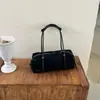 Bolsa de axila em camurça estilo europeu e americano, design minimalista, toque de alta qualidade, bolsa de ombro leve e casual, alça de ombro longa, bolsa de mão