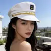 Gorra Azul Marino Bordada Europea y Americana Cosplay Uniforme de Policía Femenino Sombrero de Otoño e Invierno para Actuación Circunferencia de Cabeza Grande Sombrero de Marinero Japonés para Mujer
