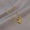 Acero de Titanio Completo Transfronterizo Más Vendido Diseño de Nicho Cadena de Hueso de Serpiente Perlada con Colgante de Corazón Puntiagudo Moda Tendencia Venta Directa del Fabricante