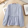 Camisa Casual Listrada de Novo Design para Mulheres da Primavera de 2026, Top Elegante de Nicho Branco com Gola Redonda para Mulheres