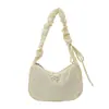 Bolso para mujer con lazo, nuevo diseño 2026, estilo coreano dulce de lunares, bolso versátil para el hombro, lindo bolso de nube