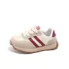 Nuevos zapatos de suela blanda para bebés para caminar, primavera y verano 2025, para niños y niñas de 0 a 1-4 años, zapatos estilo Forrest Gump para niñas, zapatillas deportivas para niños