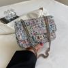 Bolso de Cadena Estilo Coreano Versátil para Mujer, Nuevo Bolso Niche Estilo Graffiti de un Solo Hombro Cruzado, Bolso Cuadrado Pequeño Único Transfronterizo