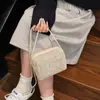 Bolso Pequeño Tejido de Verano para Mujer 2025 Nueva Tendencia de Moda Bolso de Hombro Único Cruzado Bolso Cuadrado Pequeño Tejido de Paja Simple Casual