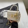 Bolso Pequeño Plateado de Alta Gama para Mujer 2026 Nuevo de Moda Versátil Bolso Cruzado Bolso Popular de Venta Caliente Bolso Cuadrado Pequeño