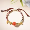 Pulseira de Lápis Lazúli Natural, Contas Vermelhas do Sul com Transferência, Corda Trançada à Mão, Luxo Leve, Joia de Mão da Moda e Versátil para Meninas