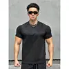 Aperto no Punho da Largura do Ombro Camiseta Masculina Verão Fitness Esportes Gola Pequena Manga Curta Ombro Acolchoado Gola Redonda Slim Fit Manga de Três Partes