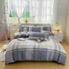 2026 Novo Estilo Conjunto de Cama de Quatro Peças 100% Algodão Estampa de Desenho Animado Amigo da Pele Respirável Resistente ao Desbotamento Roupa de Cama Infantil para Meninos e Meninas